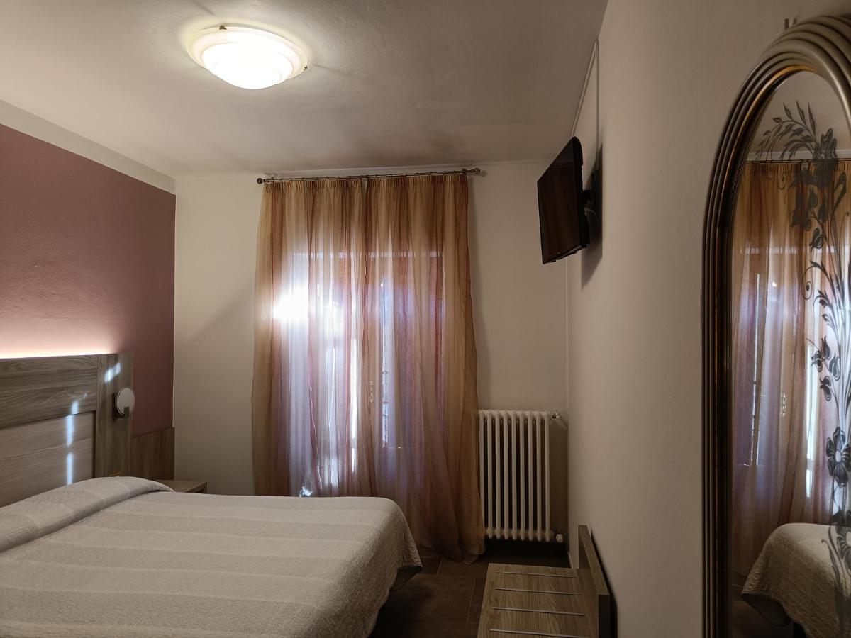 Albergo Ristorante Scanapa Castione della Presolana Ngoại thất bức ảnh